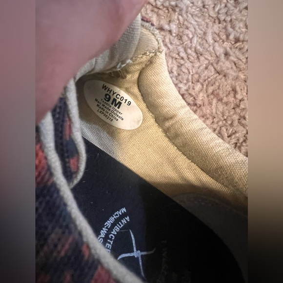 Hooey - Picture 4 of 4